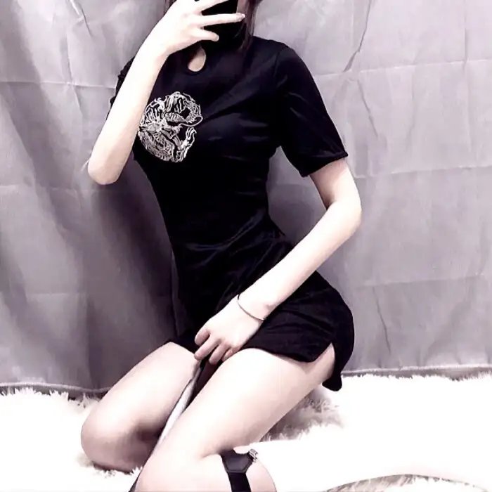 千疮百孔